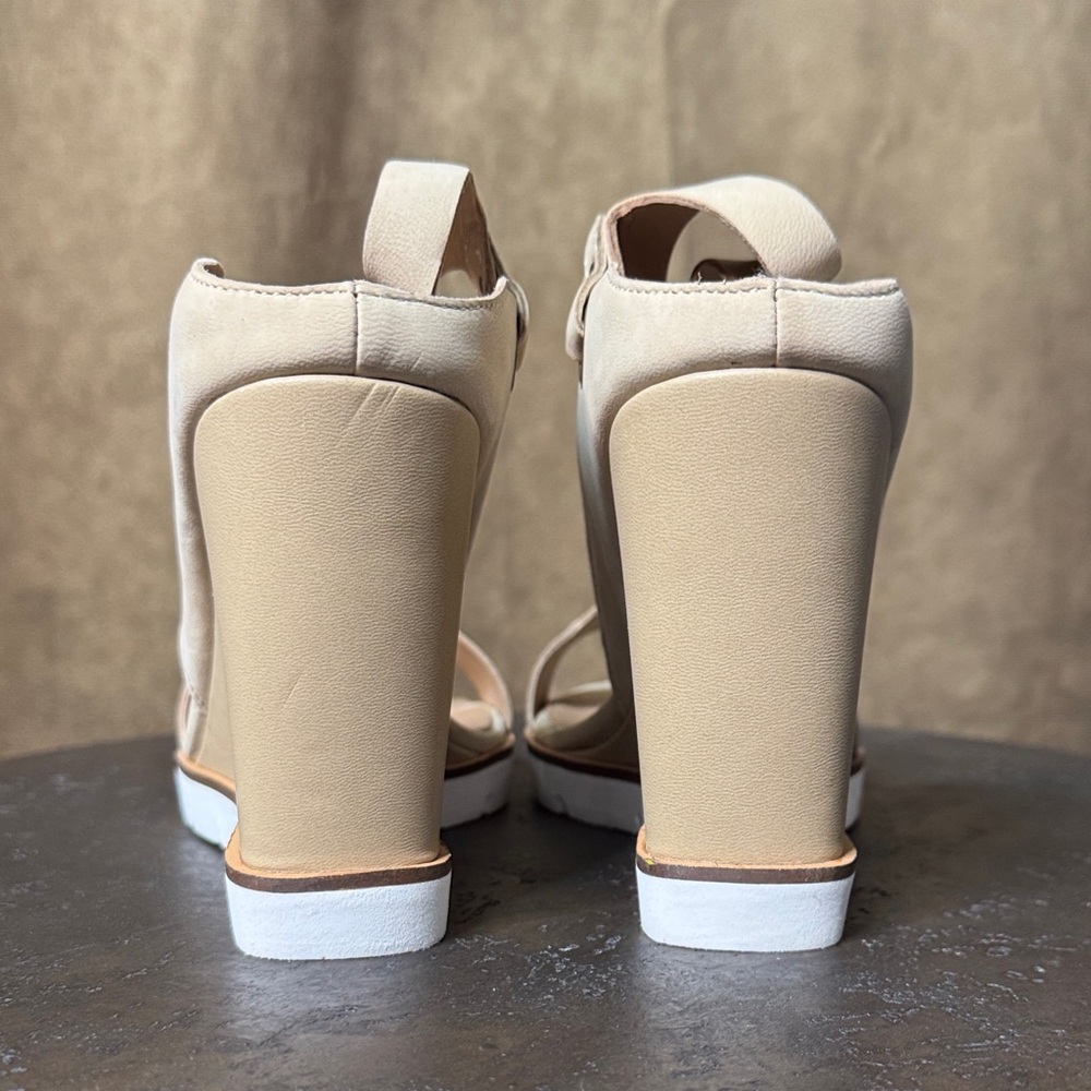 Paolo Tan Wedge Sandals Size 9 - Picture 3 of 9